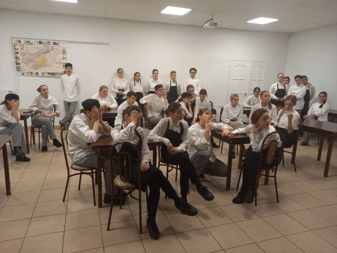 20230616VPT TurAgazatiVizsga1