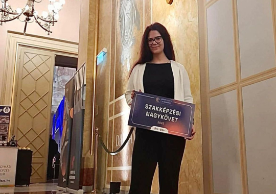 Morber Anna, kereskedő és webáruházi technikus diákunk - SZAKKÉPZÉSI NAGYKÖVETI cím